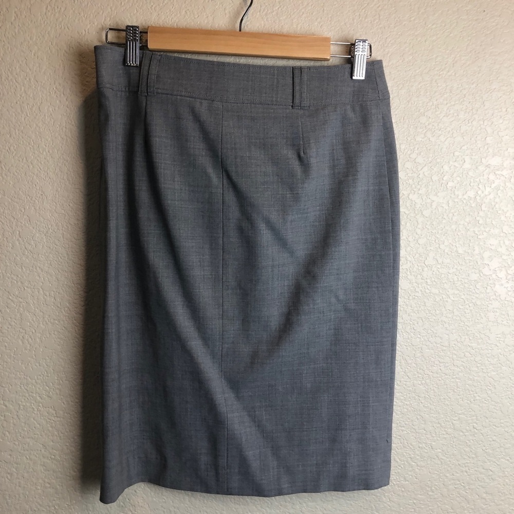 BCBGMaxAzria heather gray wool pencil skirt size 4‎ - Picture 8 of 8